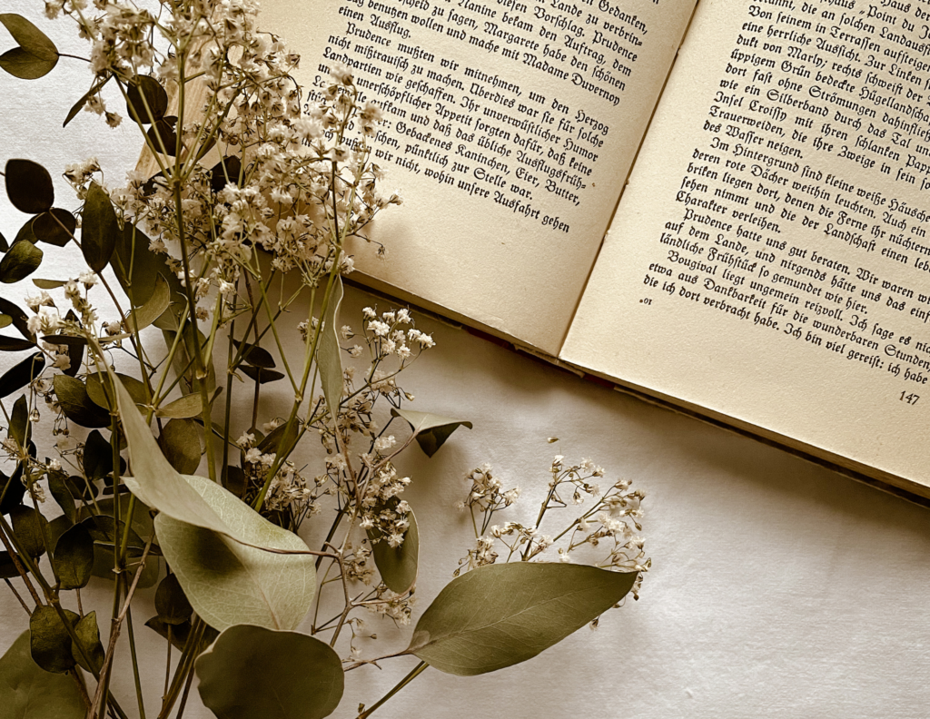 Chris Alcazar-architecte-des-mots-relecture-correction-correction-1